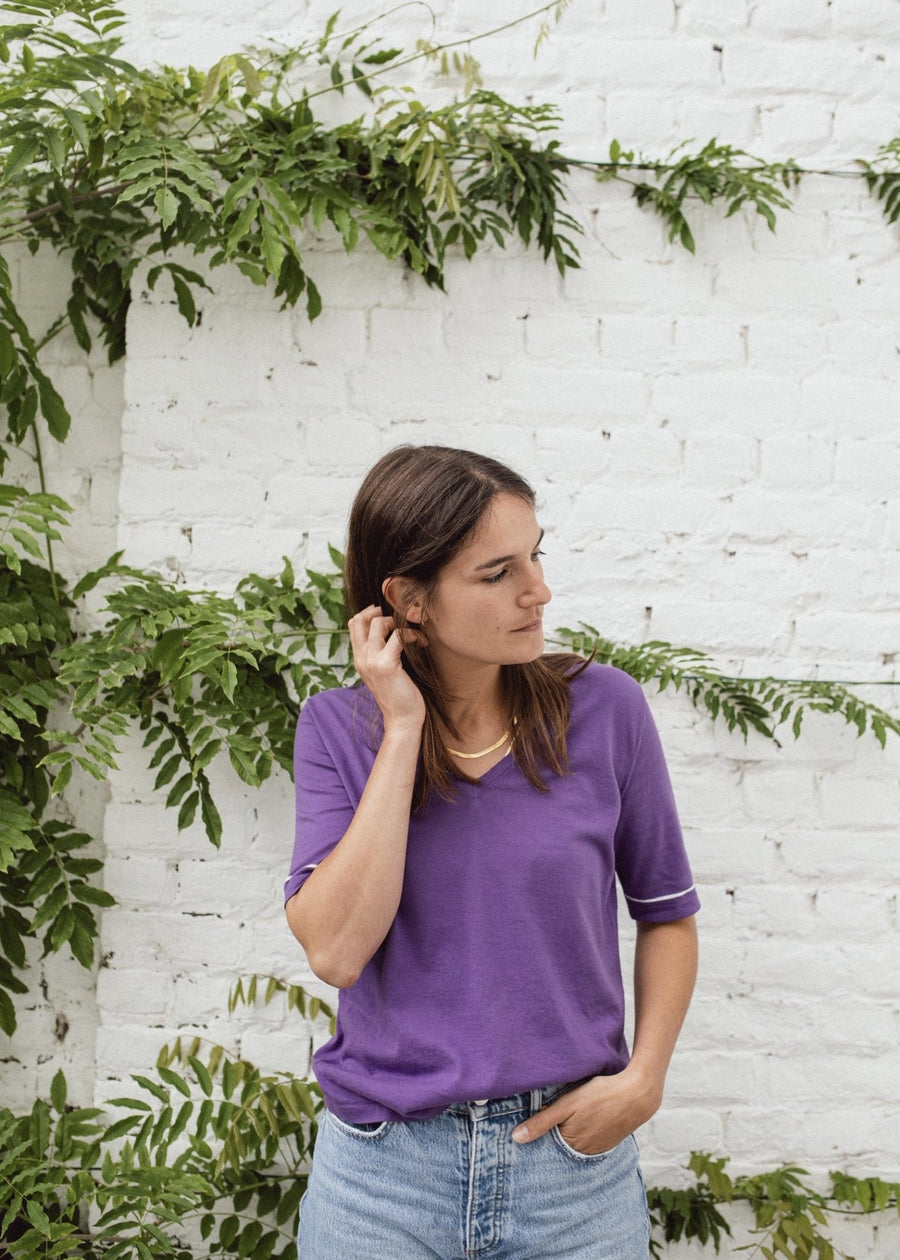 Janes - V-neck Short Sleeve T-shirt Purple